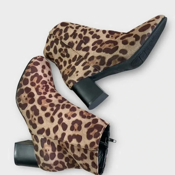 Bobbie Brooks Faux Suede Zip Up Stack Heel Ankle Boots Size 7 Brown Animal Print - Picture 8 of 13